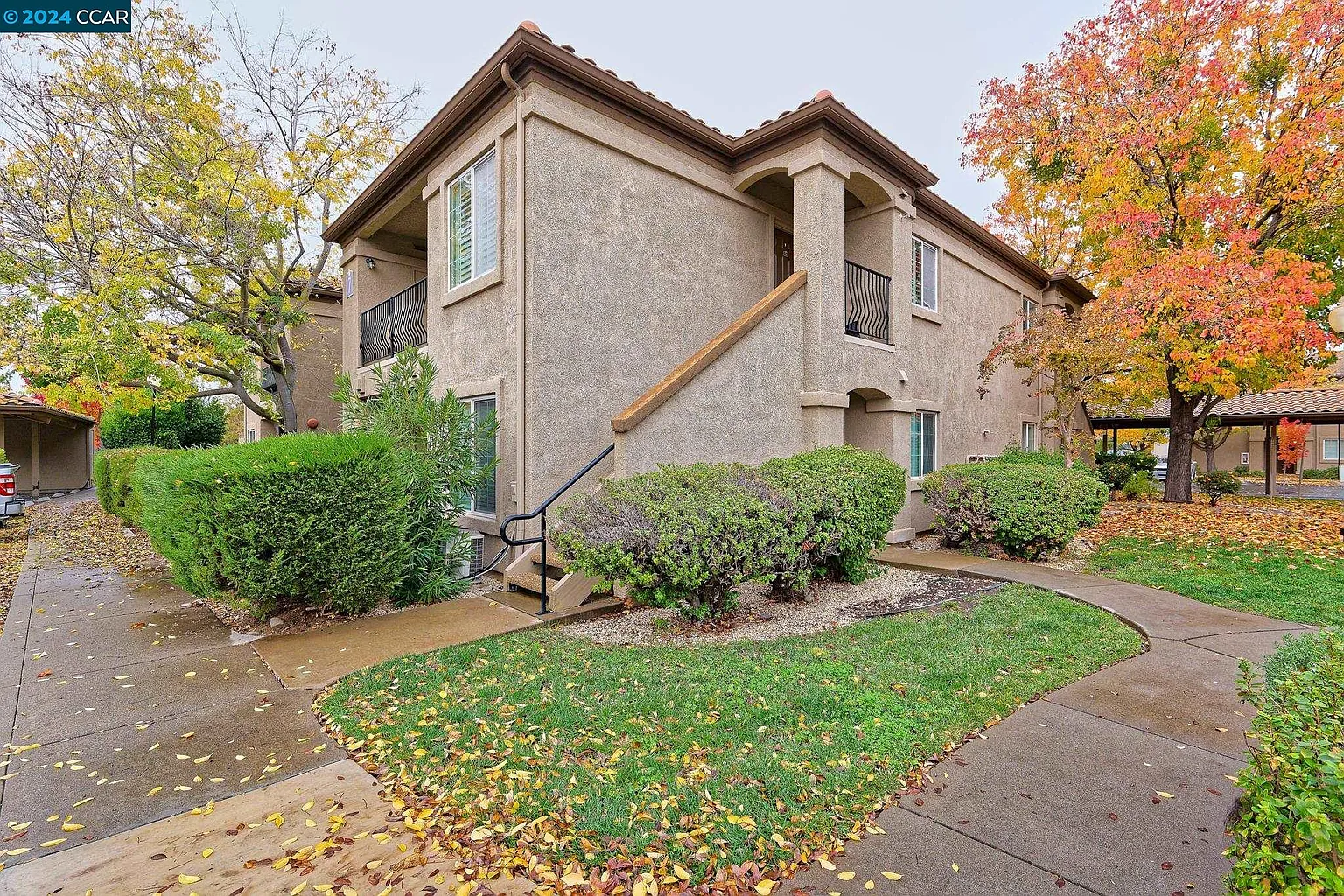 4200 E Commerce Way Unit 714 photo 1