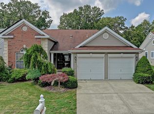 10 Baltusrol Dr, Jackson, NJ 08527