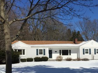 2851 Hastings Rd, Stow, OH 44224