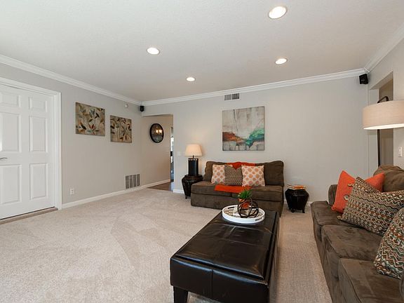 5th image of 6056 Cotton Ct
