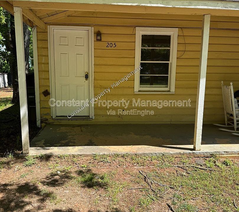 1st image of 205 Alabama St
