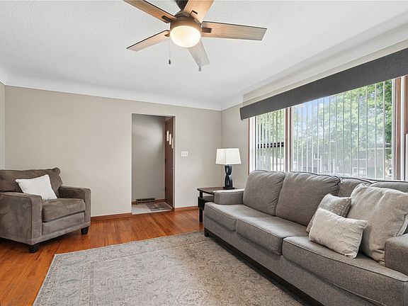 3rd image of 2245 Brockman Ave