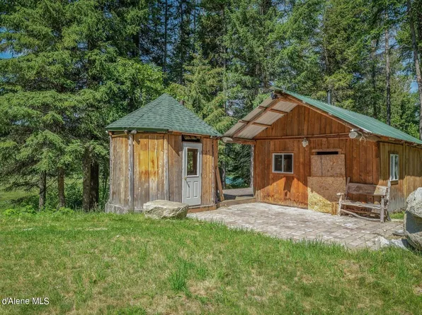 21 Fortyniner Ln, Bonners Ferry, ID 83805