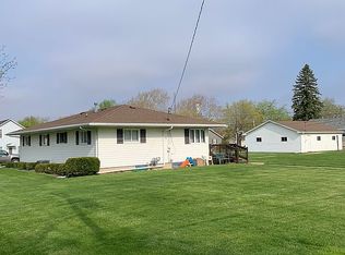 109 S Iowa Ave, Ladd, IL 61329