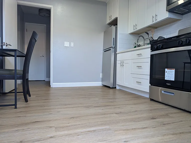 1708 Ewer Dr — Photo 4