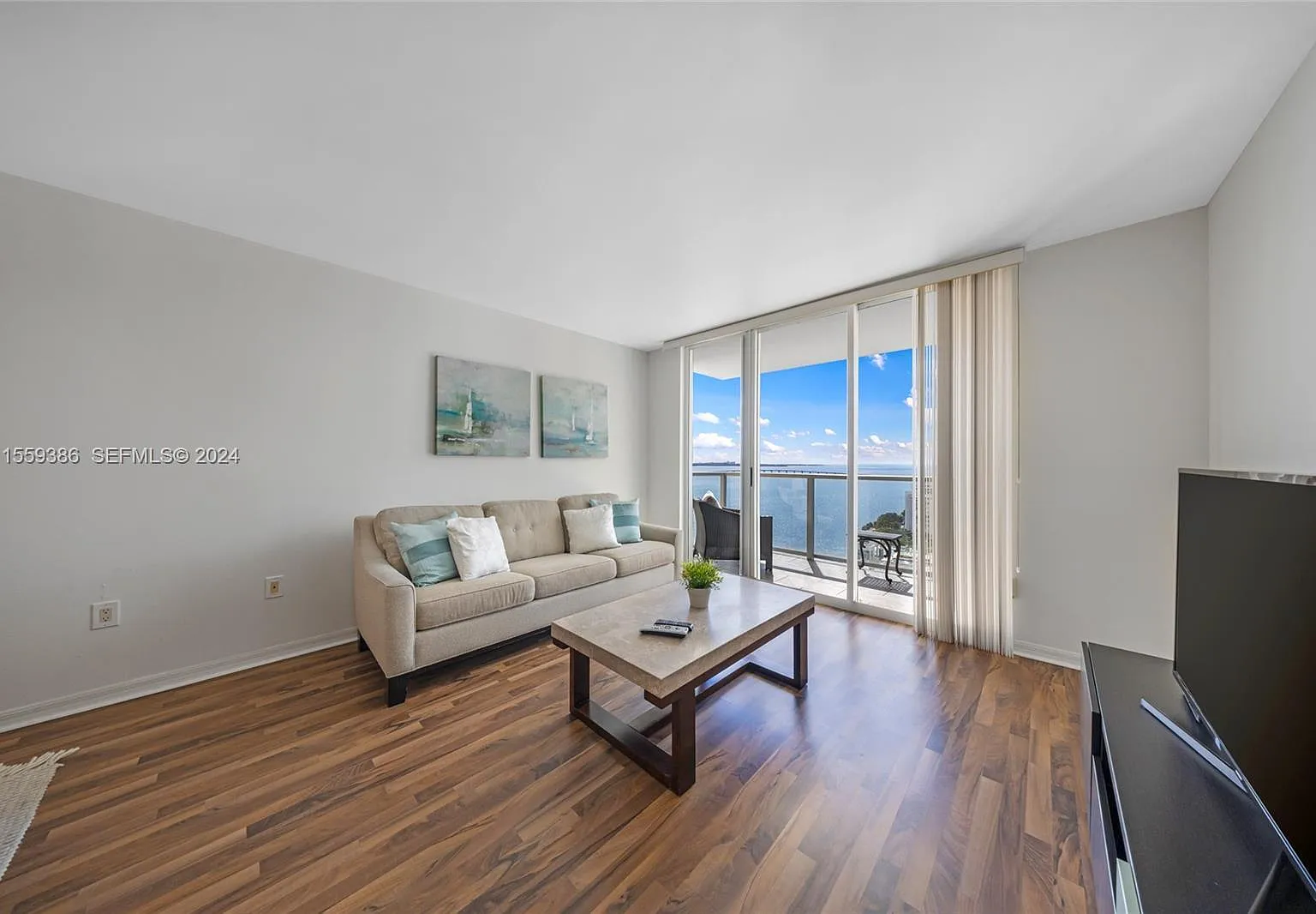 1 bed, 1.0 bath, 750 sqft, $3,500 — Photo 4