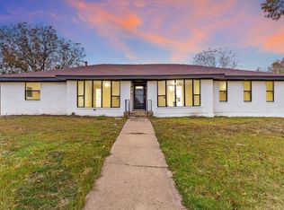 1302 W Tarrant Rd, Grand Prairie, TX 75050