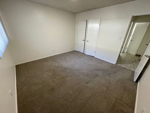 5th image of 4363-4367.5 Mentone St #4365