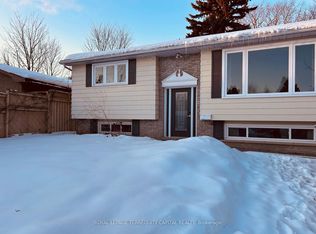 38 Bernick Dr, Barrie, ON L4M 2V5