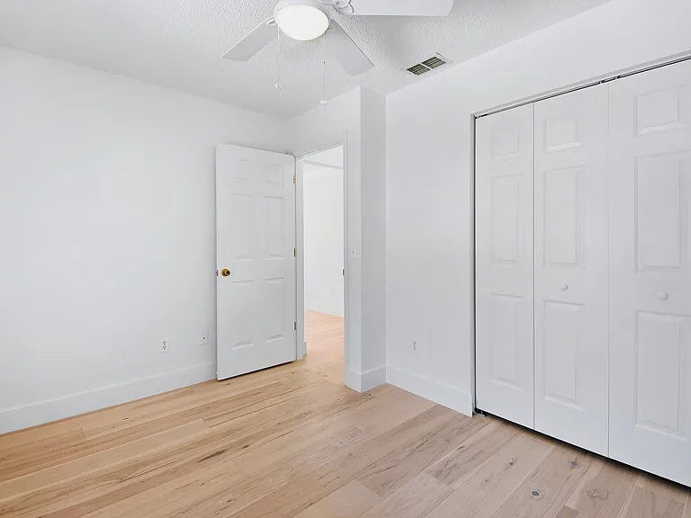 19 Lockhart Ln — Photo 12