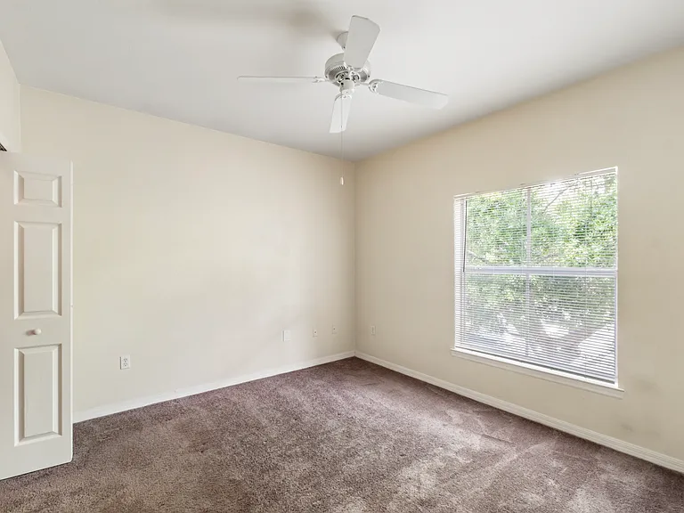 6025 Westgate Dr #2533 — Photo 7