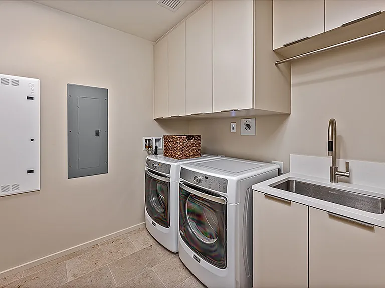 1388 Ala Moana Blvd #7501 — Photo 23
