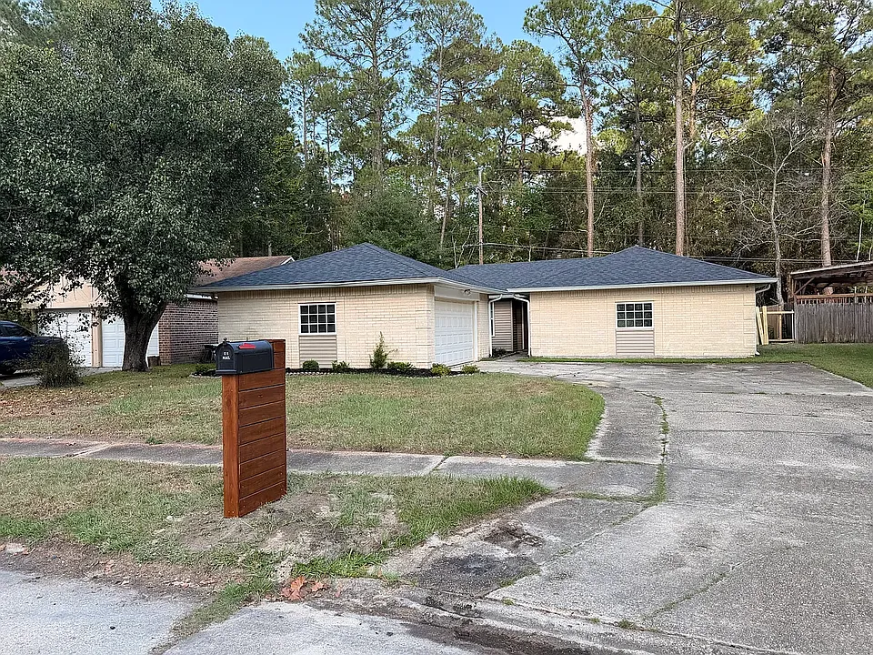 124 Drury Ln