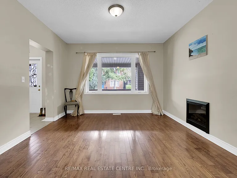 31 Gibson Ave — Photo 13