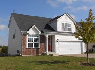 129 Bloomfield Dr, Woodstock, IL 60098