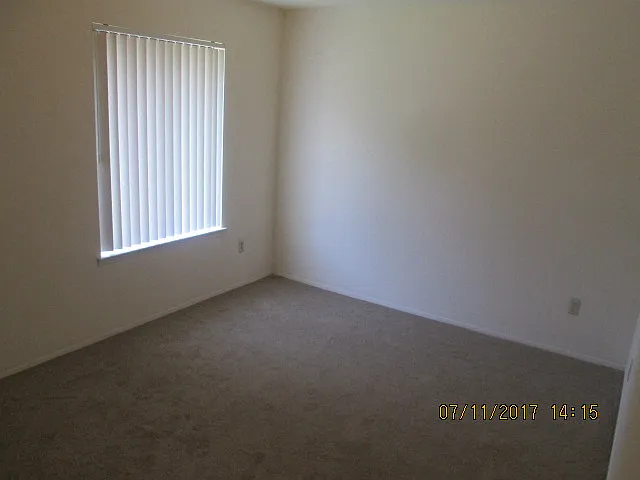 Eastwood Village Apartments — Photo 46