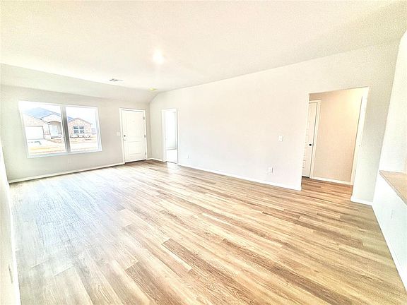 4th image of 13448 Pineberry Way