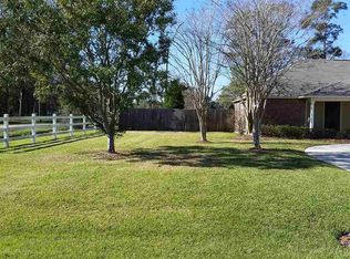 16005 Creekround Dr, Prairieville, LA 70769
