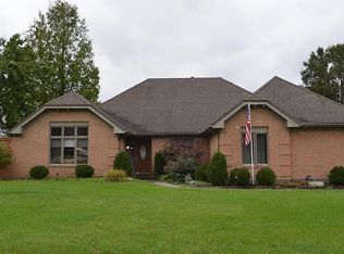 6651 Stillmead Dr, Dayton, OH 45414