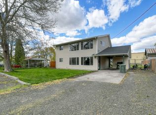 223 E Van Buren St, Athena, OR 97813