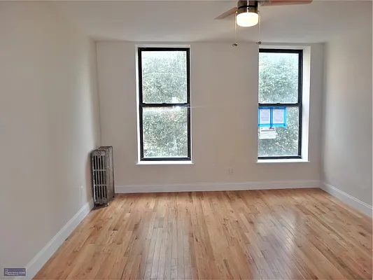 Rented by Brownstone Real Estate | media 22