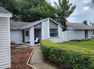 3244 Fox Lake Dr, Tampa, FL 33618