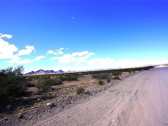 3rd image of 000 W Chemehuevi Drive