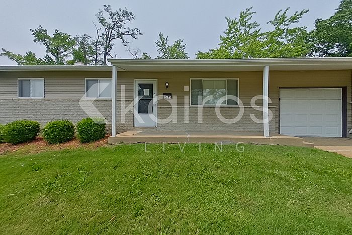 1st image of 2715 Benne Dr