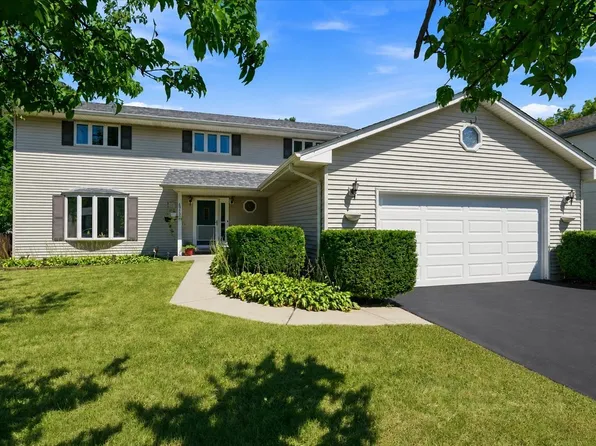 6975 Center Ave, Hanover Park, IL 60133