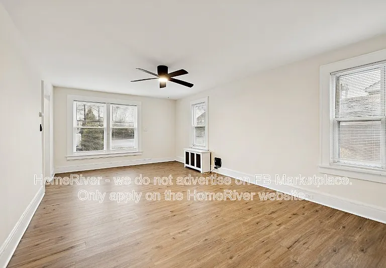 289 Hilton Ave — Photo 22