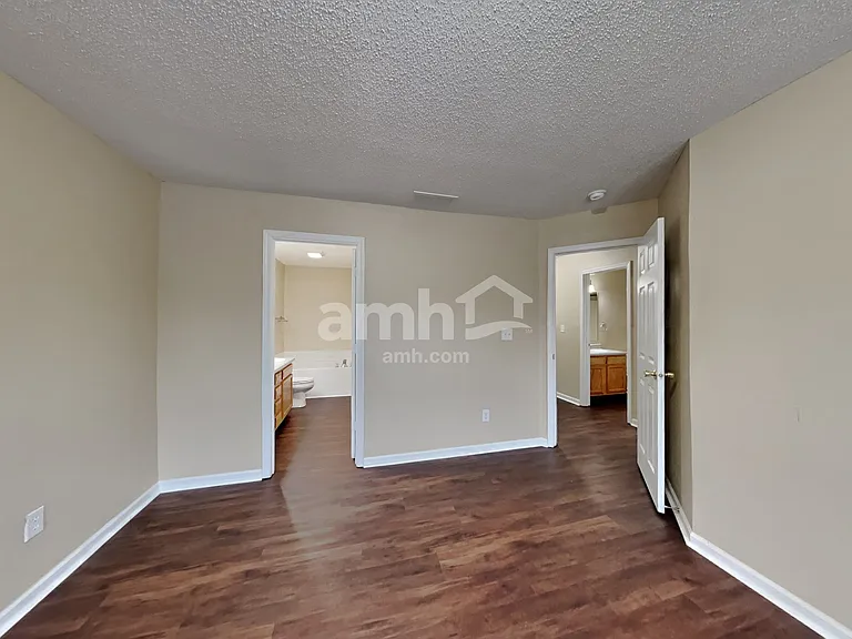 9772 Trail Dr — Photo 13