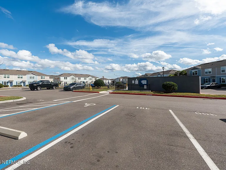 513 Spanish Oaks Way — Photo 4