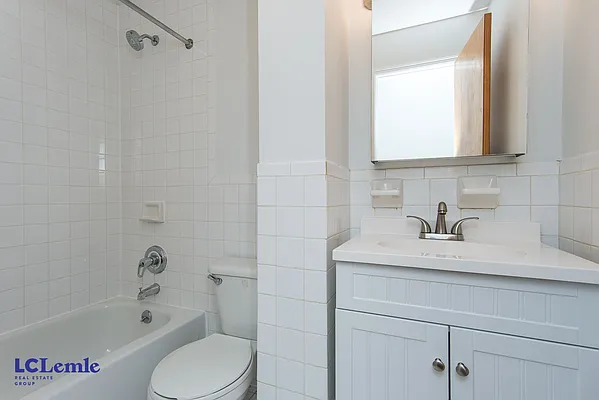 Rented by LC Lemle Real Estate Group | media 19