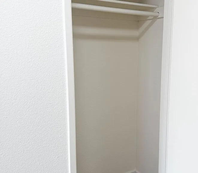 Pebblecreek Apartments — Photo 16