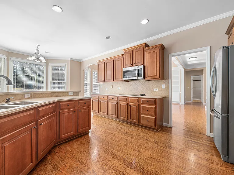 130 Candler Ct — Photo 13