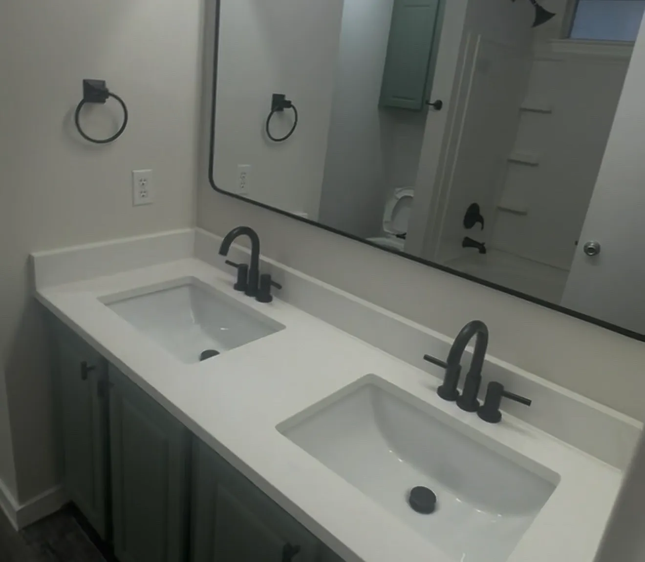 3 bed, 1468 sqft, $1,900 — Photo 4
