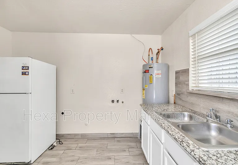 3822 Dabney St #3 — Photo 25