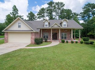 23 Wiltshire Dr, Hattiesburg, MS 39402