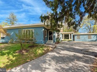 8326 Childs Rd, Wyndmoor, PA 19038