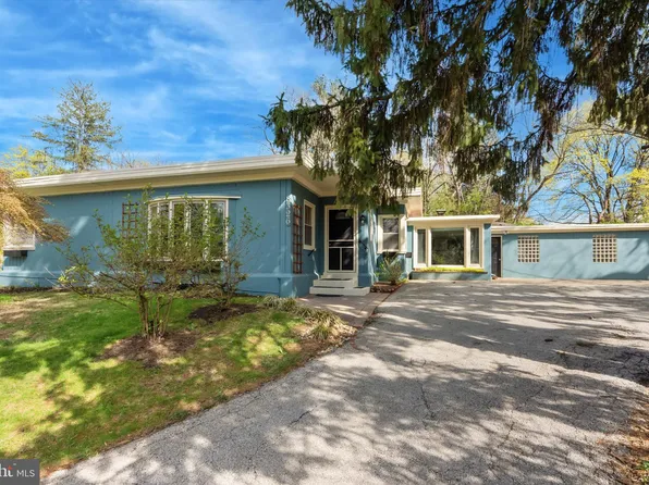 8326 Childs Rd, Wyndmoor, PA 19038