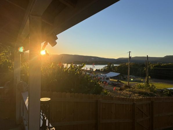 103 Lakeshore Dr, Jasper, TN 37347