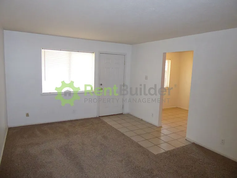 205 Vassar Dr SE — Photo 16