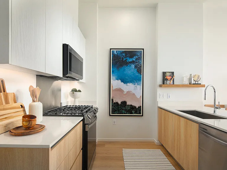 200 West Ocean Kitchen