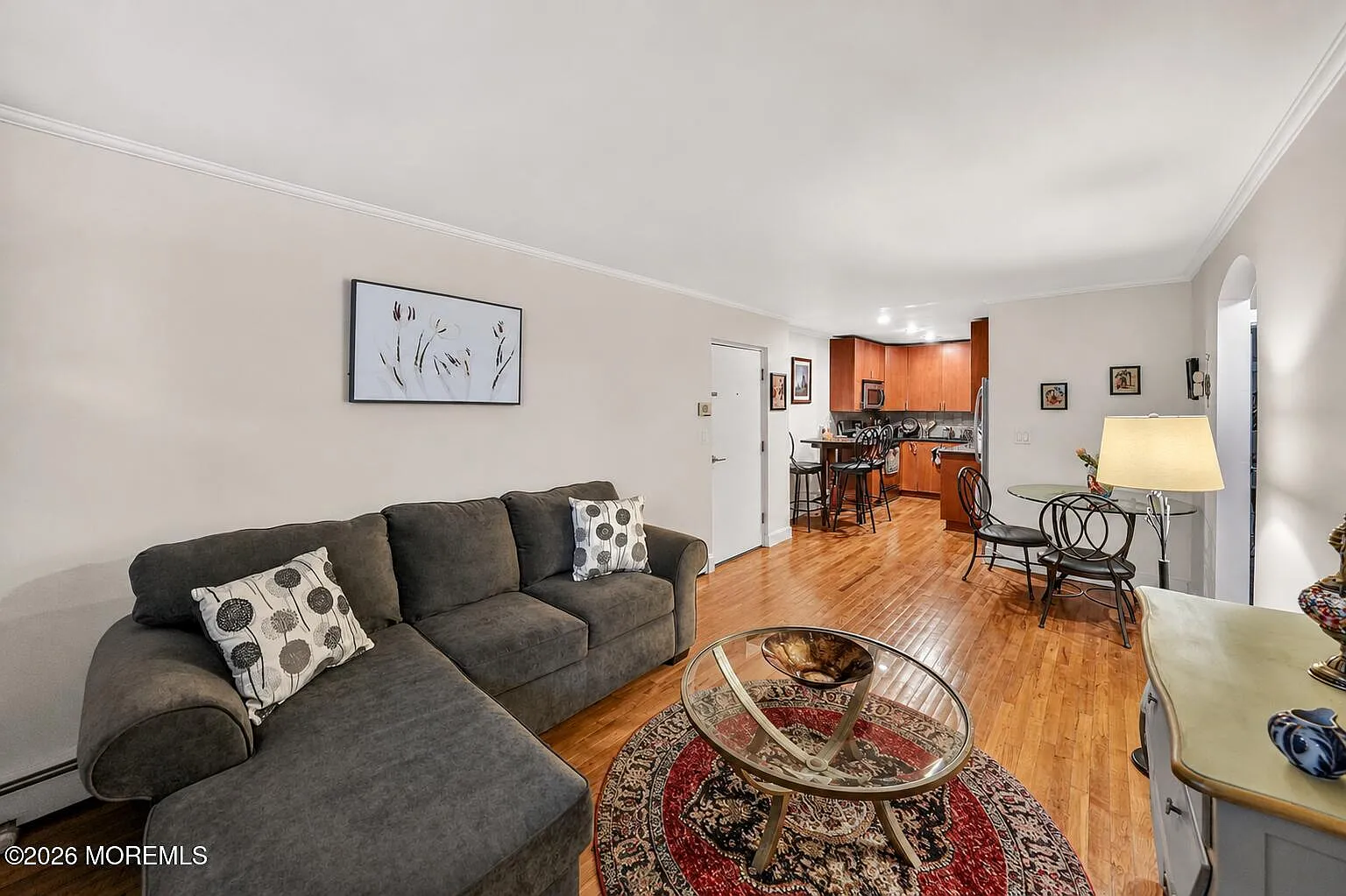 2 bed, 717 sqft, $2,700 — Photo 2
