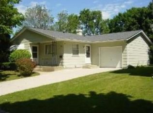 601 Ball Ave, Dekalb, IL 60115