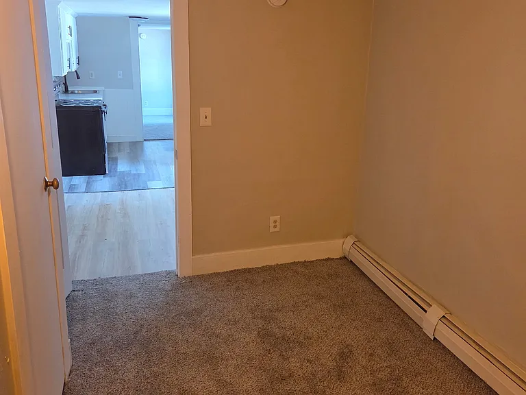 16 Jefferson St #2 — Photo 6