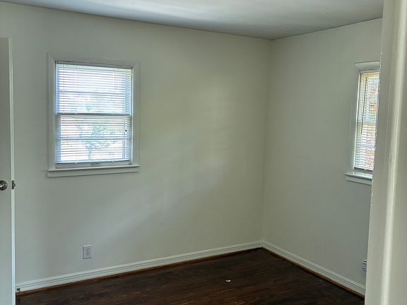 3rd image of 301 35th Ave N #A