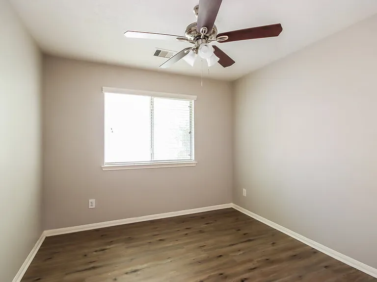 808 Dragonfly Dr — Photo 13