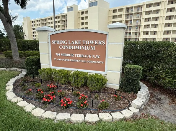 700 Mirror Ter NW APT 303, Winter Haven, FL 33881