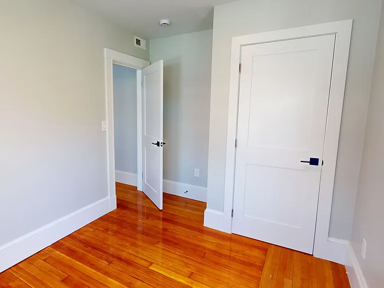 7 Dickson St — Photo 13
